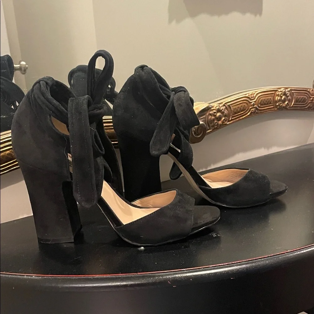 Karl Lagerfeld elegant black
